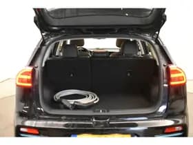 Kia E-Niro DynamicPlusLine 64 kWh 100% SOH Warmtepomp 3-Fase Camera thumbnail 17