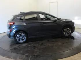 Hyundai Kona EV Fasion 64 kWh SOH 100% 204PK Head Up Camera 3 Fase-Laden Dodeh detec Winterpack thumbnail 17