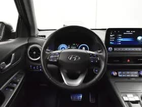 Hyundai Kona EV Fasion 64 kWh SOH 100% 204PK Head Up Camera 3 Fase-Laden Dodeh detec Winterpack thumbnail 35
