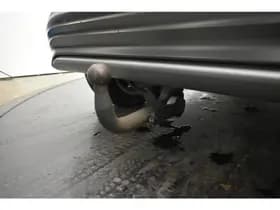 Hyundai Kona EV Premium 64 kWh Warmtepomp Trekhaak SOH 100% 3-Fase CCS Laden Leder Camera thumbnail 2