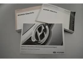 Hyundai Kona EV Premium 64 kWh Warmtepomp Trekhaak SOH 100% 3-Fase CCS Laden Leder Camera thumbnail 28