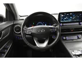 Hyundai Kona EV Premium 64 kWh Warmtepomp Trekhaak SOH 100% 3-Fase CCS Laden Leder Camera thumbnail 43