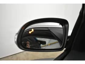 Hyundai Kona EV Premium 64 kWh Warmtepomp Trekhaak SOH 100% 3-Fase CCS Laden Leder Camera thumbnail 9