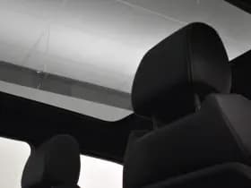 Land Rover Range Rover Evoque 2.0 Si 4WD Black Pack thumbnail 2