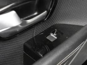 Land Rover Range Rover Evoque 2.0 Si 4WD Black Pack thumbnail 24