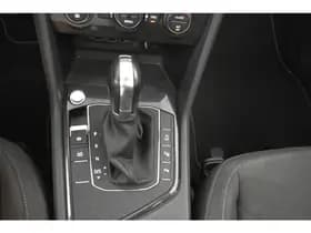 Volkswagen Tiguan Allspace 1.4 TSI 7p EL Trekh+aKlep Virtual Head-Up Camera Pano Discpro navi thumbnail 12