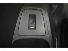 Volkswagen Tiguan Allspace 1.4 TSI 7p EL Trekh+aKlep Virtual Head-Up Camera Pano Discpro navi thumbnail 27