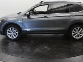 Volkswagen Tiguan Allspace 1.4 TSI 7p EL Trekh+aKlep Virtual Head-Up Camera Pano Discpro navi thumbnail 75