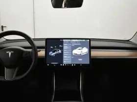 Tesla Model 3 Long Range AWD 75 kWh thumbnail 19