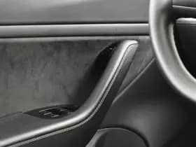 Tesla Model 3 Long Range AWD 75 kWh thumbnail 20