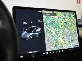 Tesla Model 3 Long Range AWD 75 kWh thumbnail 4