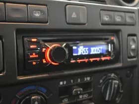 Land Rover Defender 2.4 TD 110 SW E 7 P thumbnail 12