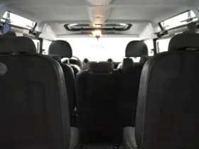 Land Rover Defender 2.4 TD 110 SW E 7 P thumbnail 18