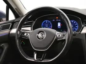 Volkswagen Passat GTE High el trekh Pano Leer Virtual Camera Dodeh det Dealer onderhouden rvs deukje thumbnail 41