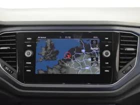 Volkswagen T-Roc 1.5 TSI Sport United R Bi-toneAutomaat Navi Carplay Stoelverw. Adapt. Cru thumbnail 3