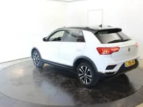Volkswagen T-Roc 1.5 TSI Sport United R Bi-toneAutomaat Navi Carplay Stoelverw. Adapt. Cru thumbnail 10