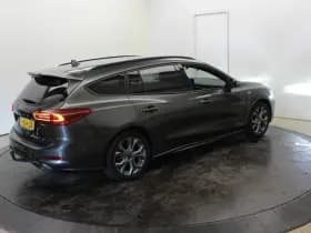 Ford Focus Wagon Hybrid 135PK ST Line Style Trekh Camera Winterpack Keyless thumbnail 11
