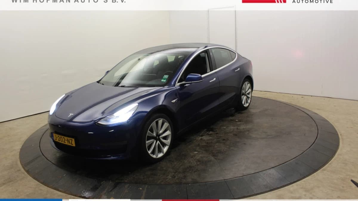 Tesla Model 3 Long Range AWD 75 kWh 351Pk SOH 89% 360°Camera 19" Pano Leder — foto 1