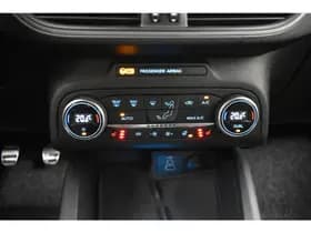 Ford Focus Wagon Hybrid 135PK ST Line Style Trekh Camera Winterpack Keyless thumbnail 5