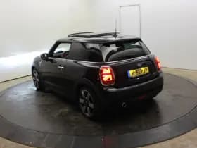 MINI Cooper Mini 1.5 60 Years Edition Panodak Vol Leder Harman Cardon Zwarte hemel Navi thumbnail 19