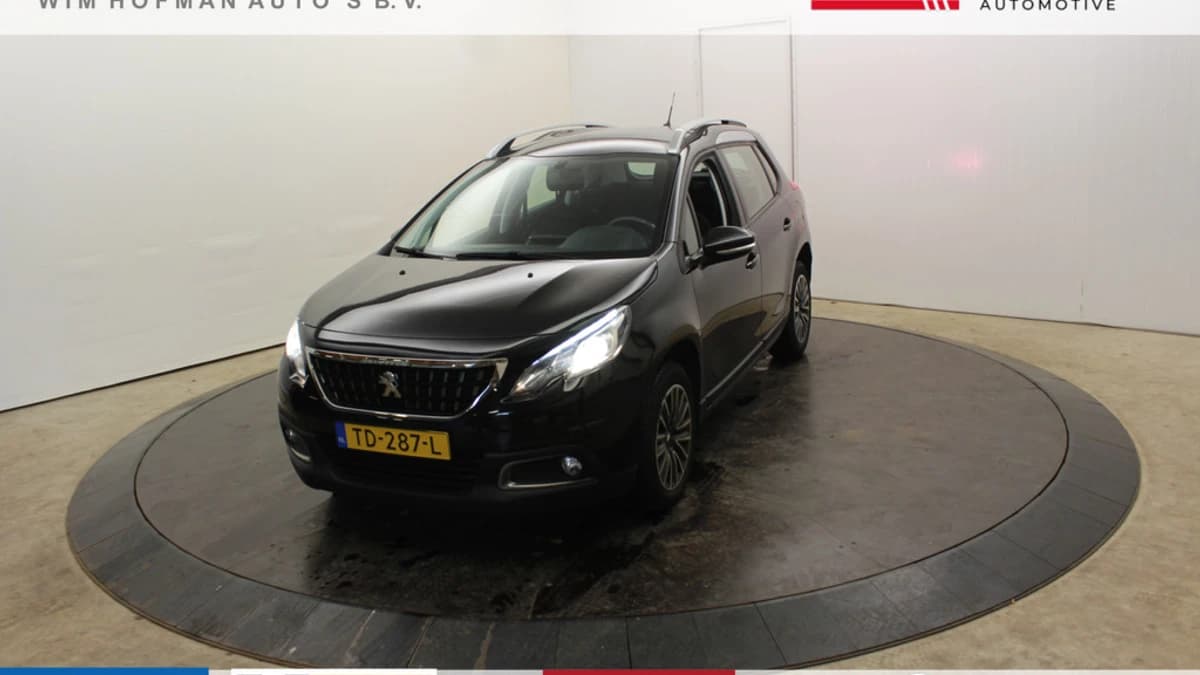 Peugeot 2008 1.2 PureTech 110PK Automaat Navi Cruise PDC V+A — foto 1