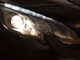 Peugeot 2008 1.2 PureTech 110PK Automaat Navi Cruise PDC V+A thumbnail 24