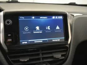 Peugeot 2008 1.2 PureTech 110PK Automaat Navi Cruise PDC V+A thumbnail 4