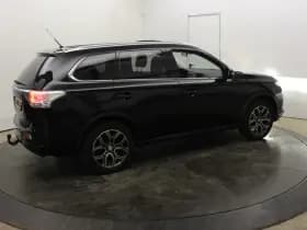 Mitsubishi Outlander 2.0 PHEV Instyle X-Line Dealer onderhouden Trekhaak Pano Vol Leder Camera thumbnail 16