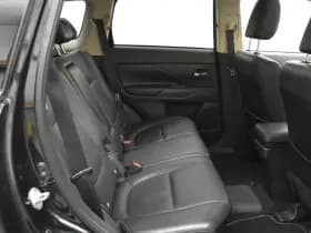 Mitsubishi Outlander 2.0 PHEV Instyle X-Line Dealer onderhouden Trekhaak Pano Vol Leder Camera thumbnail 26