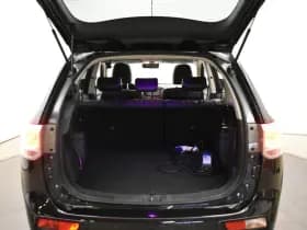 Mitsubishi Outlander 2.0 PHEV Instyle X-Line Dealer onderhouden Trekhaak Pano Vol Leder Camera thumbnail 28