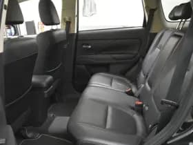 Mitsubishi Outlander 2.0 PHEV Instyle X-Line Dealer onderhouden Trekhaak Pano Vol Leder Camera thumbnail 29