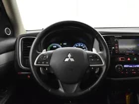 Mitsubishi Outlander 2.0 PHEV Instyle X-Line Dealer onderhouden Trekhaak Pano Vol Leder Camera thumbnail 31