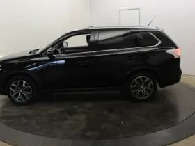 Mitsubishi Outlander 2.0 PHEV Instyle X-Line Dealer onderhouden Trekhaak Pano Vol Leder Camera thumbnail 36