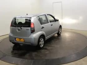 Daihatsu Sirion 2 1.0-12V 70PK Premium 5 Pers 5Drs Airco El Ramen APK 11-2026 thumbnail 50