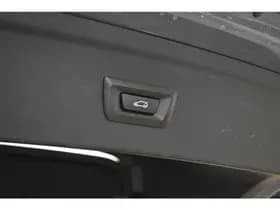 BMW IX xDrive40 High Exe Sport SOH 100% El Trek Pano Head Up Camera thumbnail 13