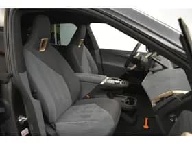 BMW IX xDrive40 High Exe Sport SOH 100% El Trek Pano Head Up Camera thumbnail 39