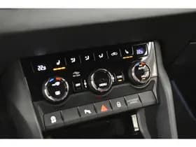 Skoda Karoq 1.5 TSI ACT Sportline Business Camera Virtual Sport Stoelen Virtual Cockpit Camera Navi Stoelverwarming thumbnail 7