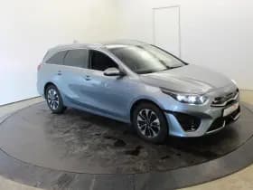 Kia Ceed 1.6 GDI PHEV DynamicPlusline thumbnail 16