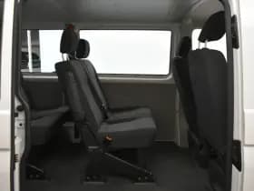 Volkswagen Transporter Kombi 2.0 TDI L2H1 9 Pers 2+2+2+3 BPM Vrij excl btw thumbnail 11
