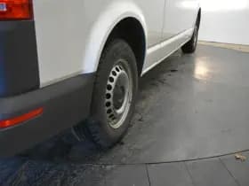 Volkswagen Transporter Kombi 2.0 TDI L2H1 9 Pers 2+2+2+3 BPM Vrij excl btw thumbnail 22