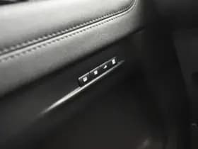 Land Rover Range Rover Evoque 1.5 P300e AWD R-Dynamic Black Pack 360°Cam Dual Vision Leder Mem-Seats thumbnail 5