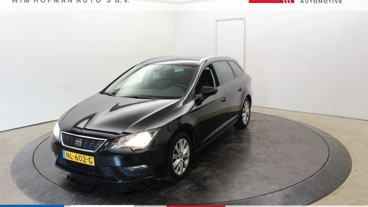 SEAT Leon ST 1.0 TSI Style Bus Intense APK 03-2027 Trekh Navi Carplay PDC oh boekjes NL Auto — foto 1