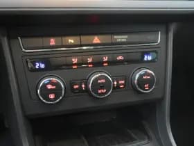 SEAT Leon ST 1.0 TSI Style Bus Intense APK 03-2027 Trekh Navi Carplay PDC oh boekjes NL Auto thumbnail 4