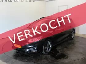 Ford Focus Wagon 155 PK ST Line X Trekh EL aKlep Camera B&O Winterpack