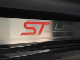 Ford Focus Wagon 155 PK ST Line X Trekh EL aKlep Camera B&O Winterpack thumbnail 18