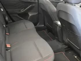 Ford Focus Wagon 155 PK ST Line X Trekh EL aKlep Camera B&O Winterpack thumbnail 20