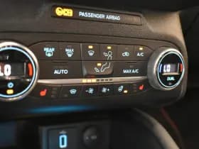 Ford Focus Wagon 155 PK ST Line X Trekh EL aKlep Camera B&O Winterpack thumbnail 26