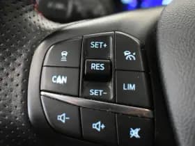 Ford Focus Wagon 155 PK ST Line X Trekh EL aKlep Camera B&O Winterpack thumbnail 29