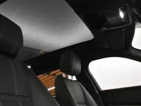 Land Rover Range Rover Velar 2.0 P400e R-Dynamic thumbnail 2