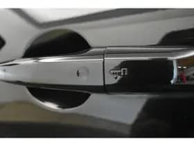 Land Rover Discovery Sport P300e 1.5 R-Dynamic SE Pano Trekh Cam Vol Leder Winterpack Dhoek Mem-Seats thumbnail 12